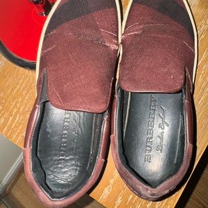 Burberry Slip on